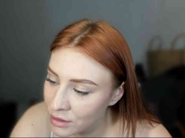 RedheadDevil webcam