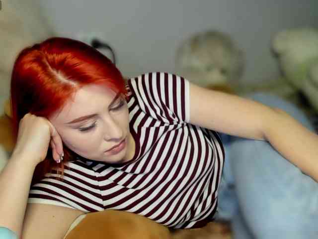 RedheadDevil webcam