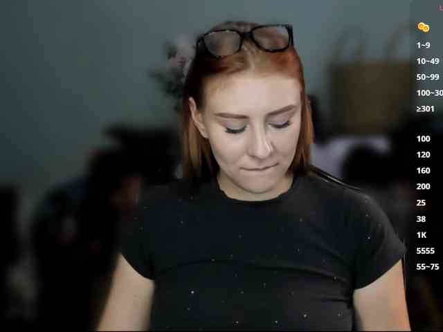 RedheadDevil webcam