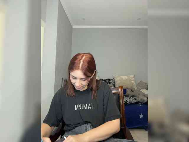 RedheadDevil webcam