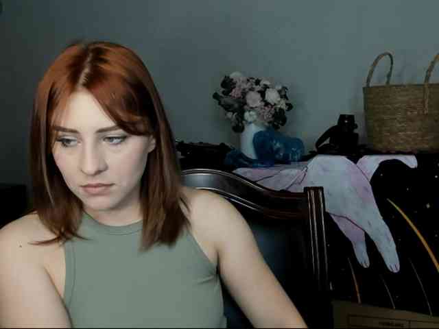 RedheadDevil webcam