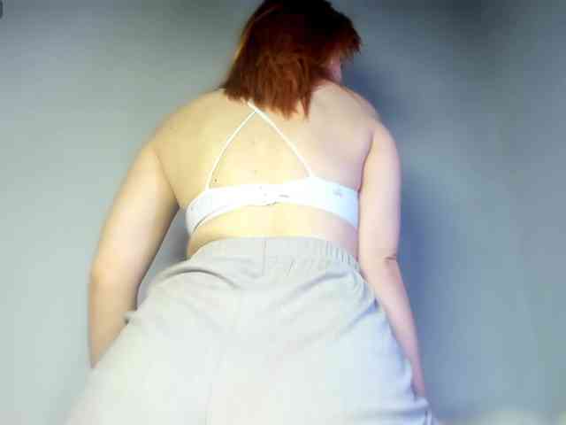 RedheadDevil webcam