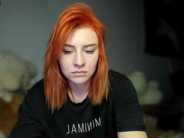 RedheadDevil webcam