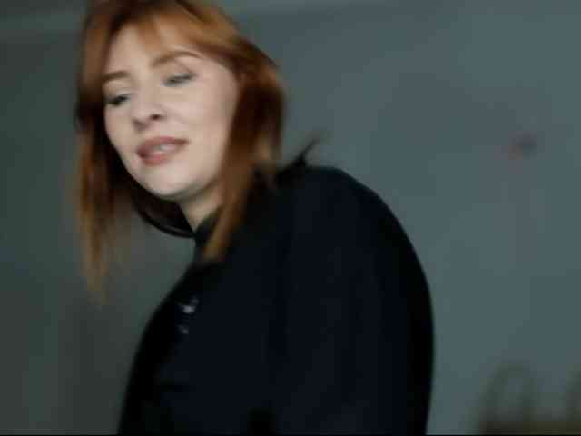RedheadDevil webcam