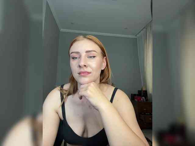RedheadDevil webcam