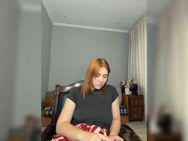 RedheadDevil webcam