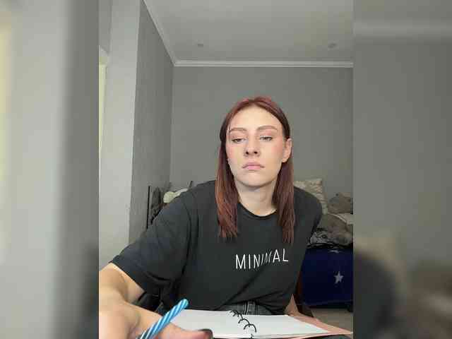 RedheadDevil webcam