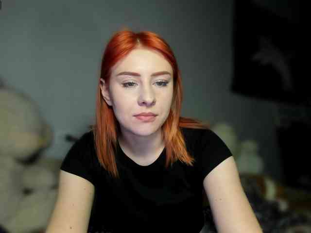 RedheadDevil webcam