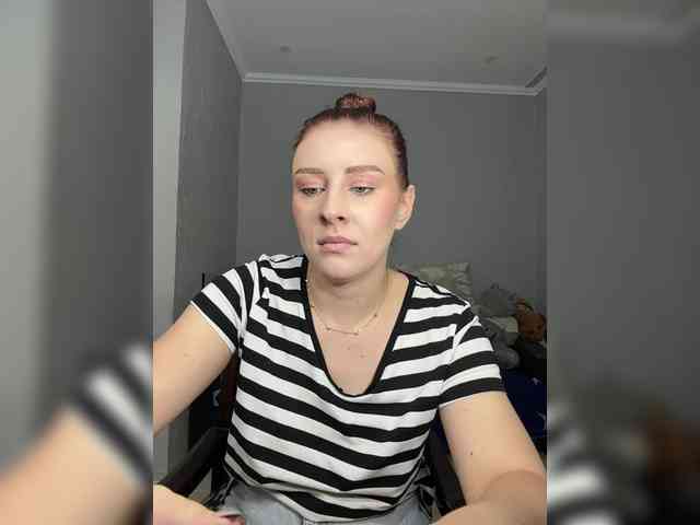 RedheadDevil webcam