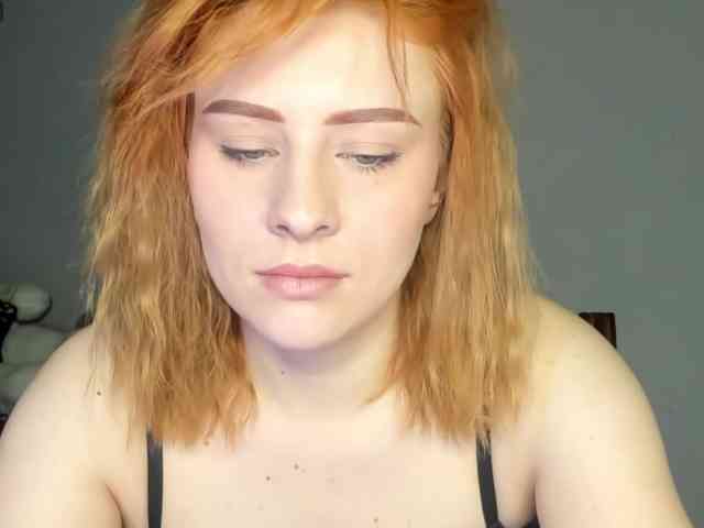 RedheadDevil webcam