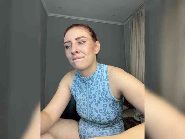 RedheadDevil webcam
