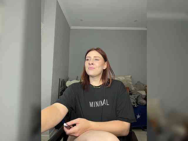 RedheadDevil webcam