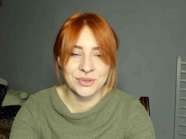 RedheadDevil webcam