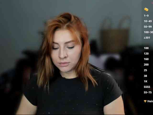 RedheadDevil webcam