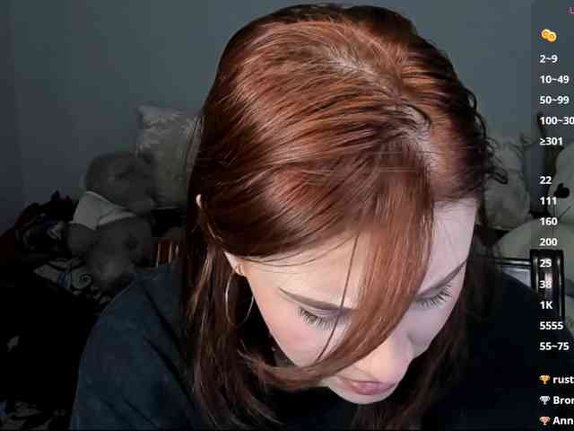 RedheadDevil webcam