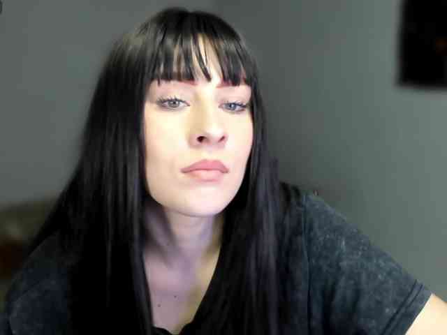 RedheadDevil webcam