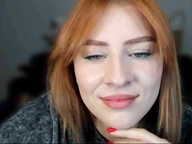 RedheadDevil webcam