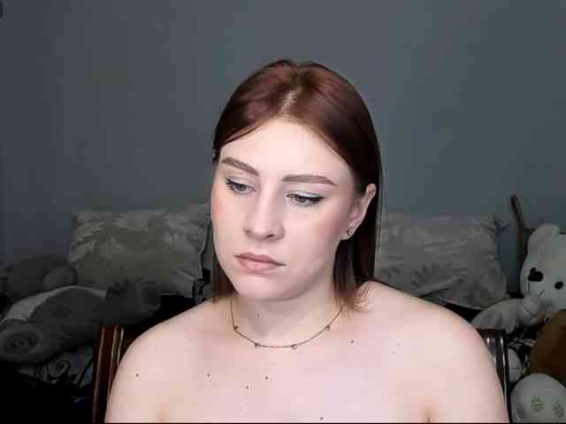 RedheadDevil webcam
