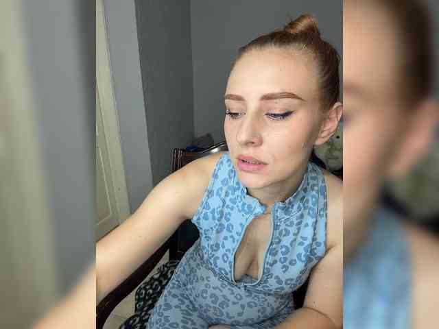 RedheadDevil webcam