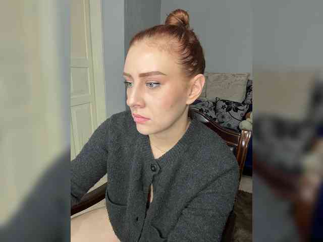 RedheadDevil webcam