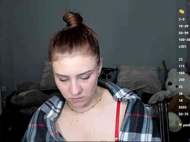 RedheadDevil webcam
