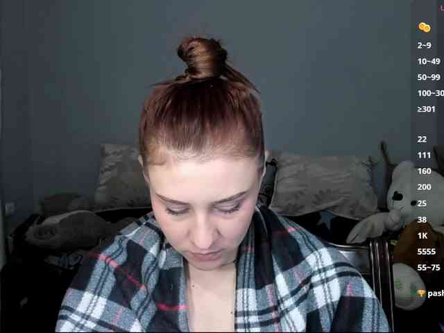 RedheadDevil webcam