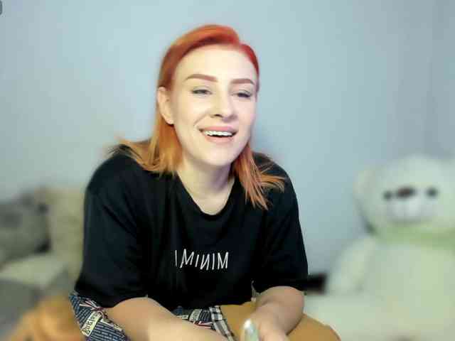RedheadDevil webcam