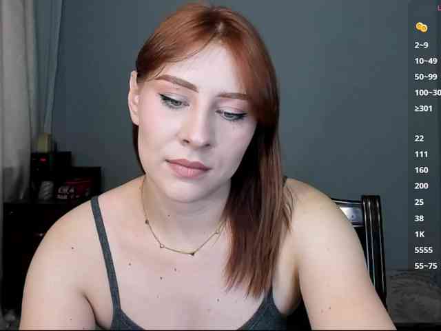 RedheadDevil webcam
