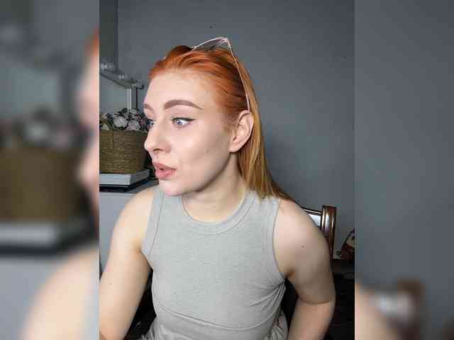 RedheadDevil webcam