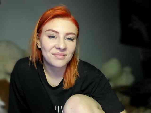 RedheadDevil webcam