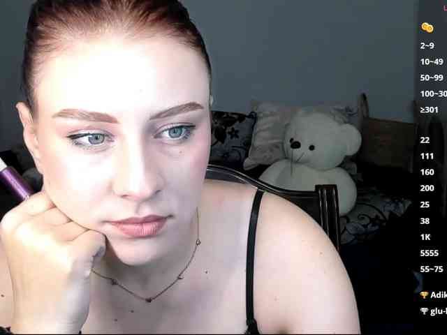 RedheadDevil webcam