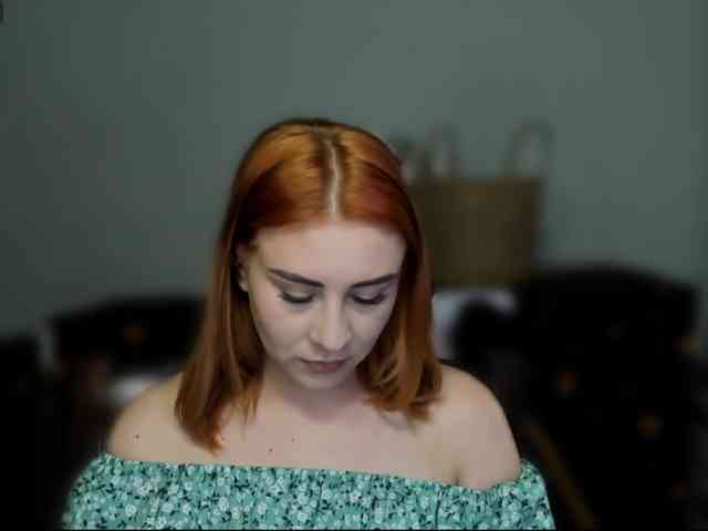 RedheadDevil webcam