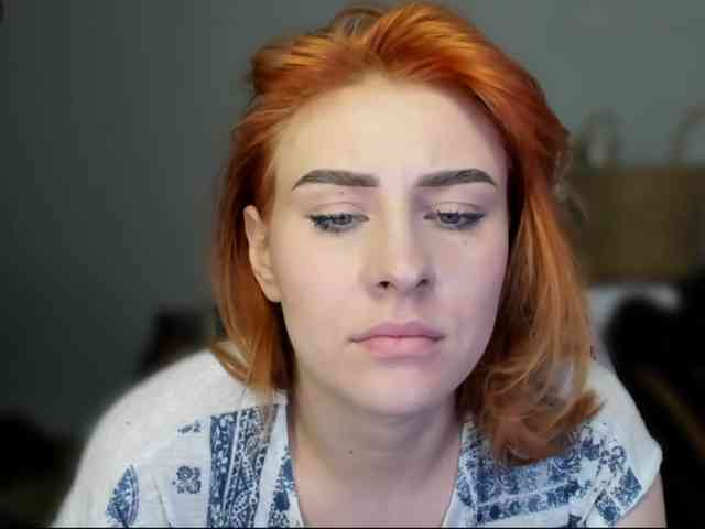 RedheadDevil webcam