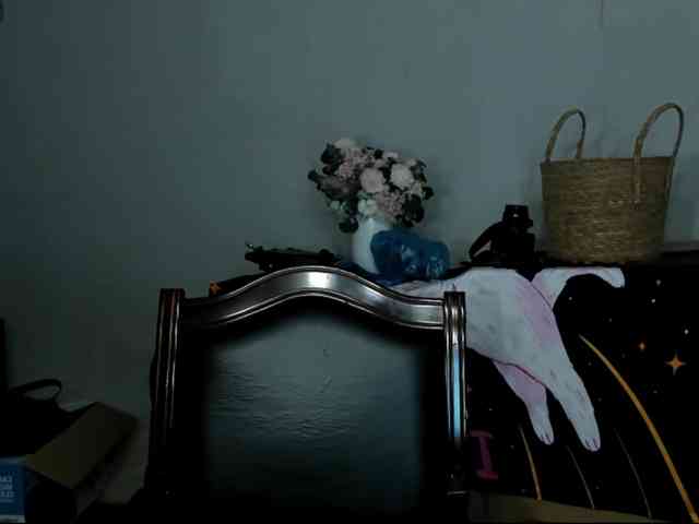 RedheadDevil webcam