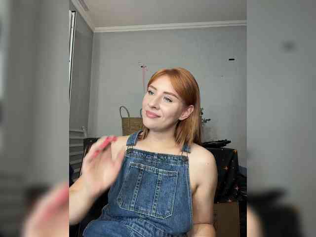 RedheadDevil webcam