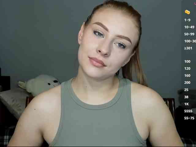 RedheadDevil webcam