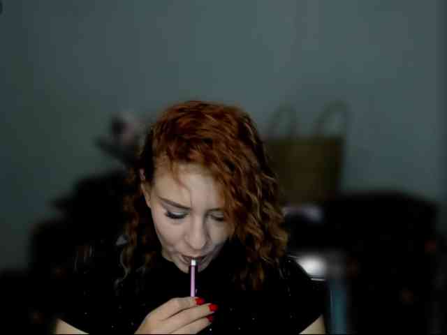 RedheadDevil webcam