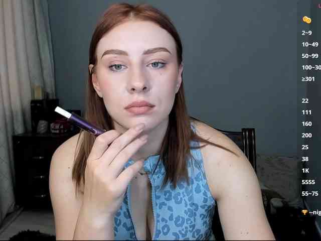 RedheadDevil webcam