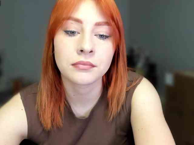 RedheadDevil webcam