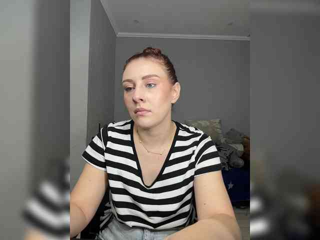 RedheadDevil webcam