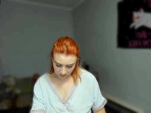 RedheadDevil webcam