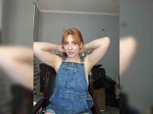 RedheadDevil webcam
