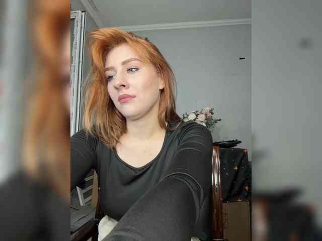 RedheadDevil webcam