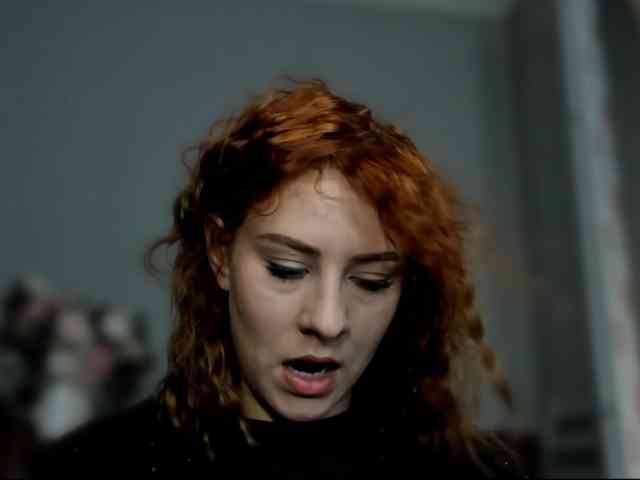 RedheadDevil webcam