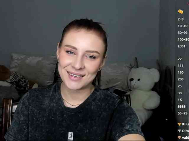 RedheadDevil webcam