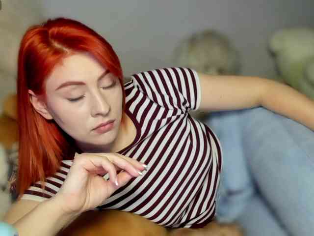 RedheadDevil webcam