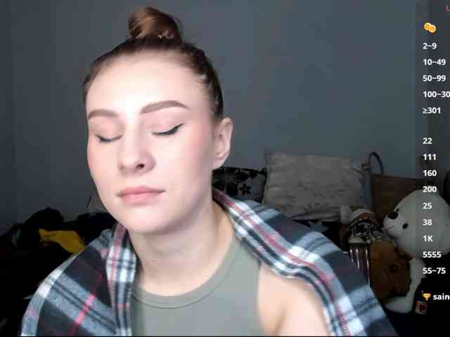 RedheadDevil webcam