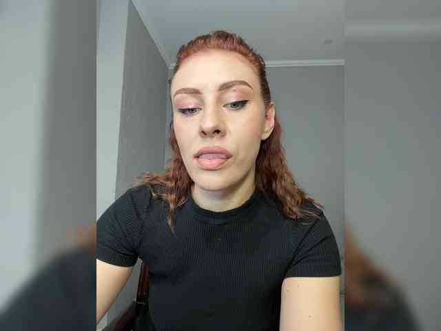 RedheadDevil webcam