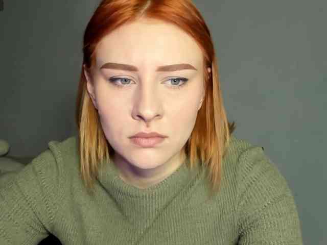RedheadDevil webcam