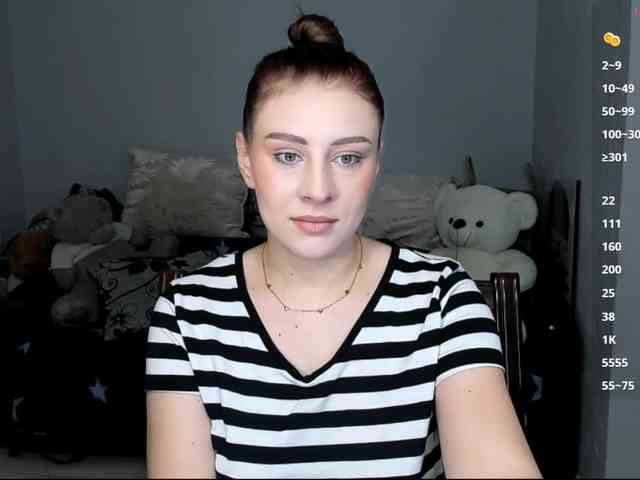 RedheadDevil webcam